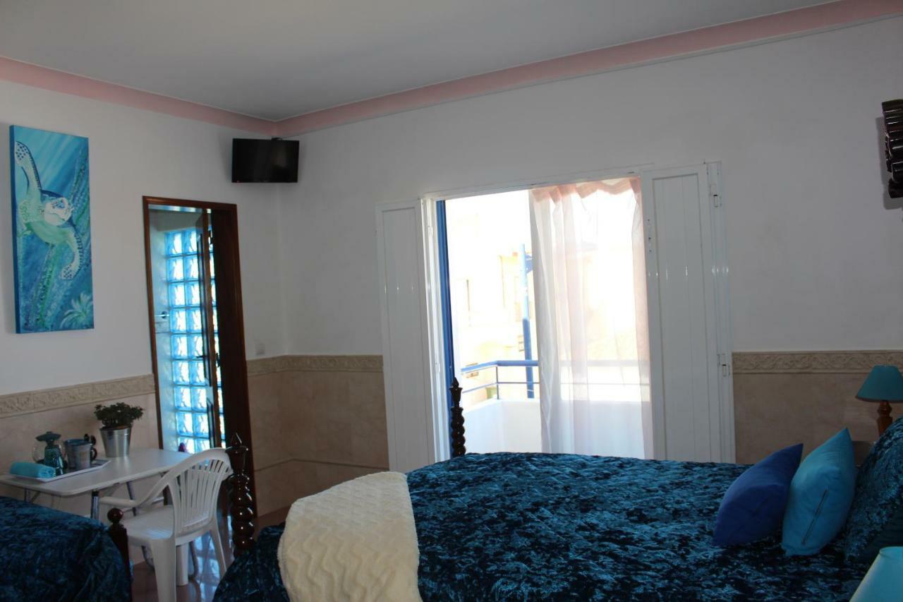 Sagres Sunny Room With Private Bathroom 300M From The Beach Kültér fotó